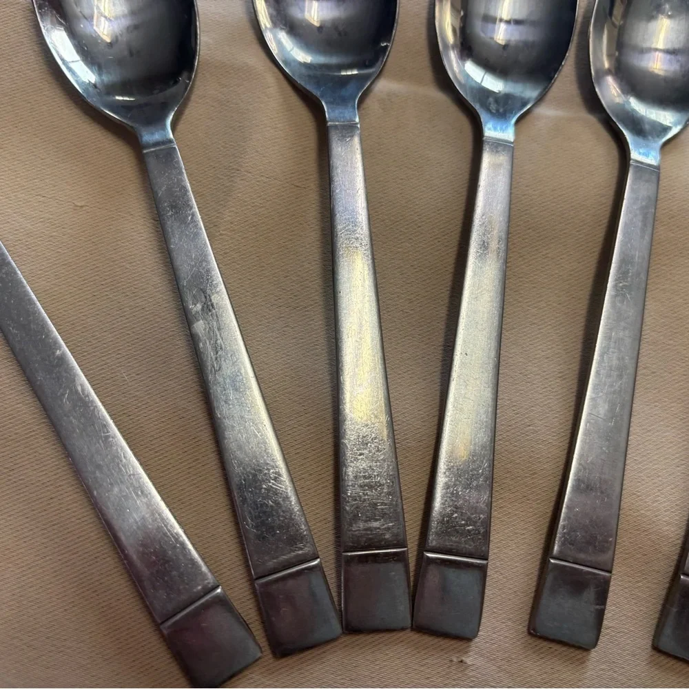 10‎ Delco Stainless Steel Dinner Dessert Spoons Everyday Dining Utensils